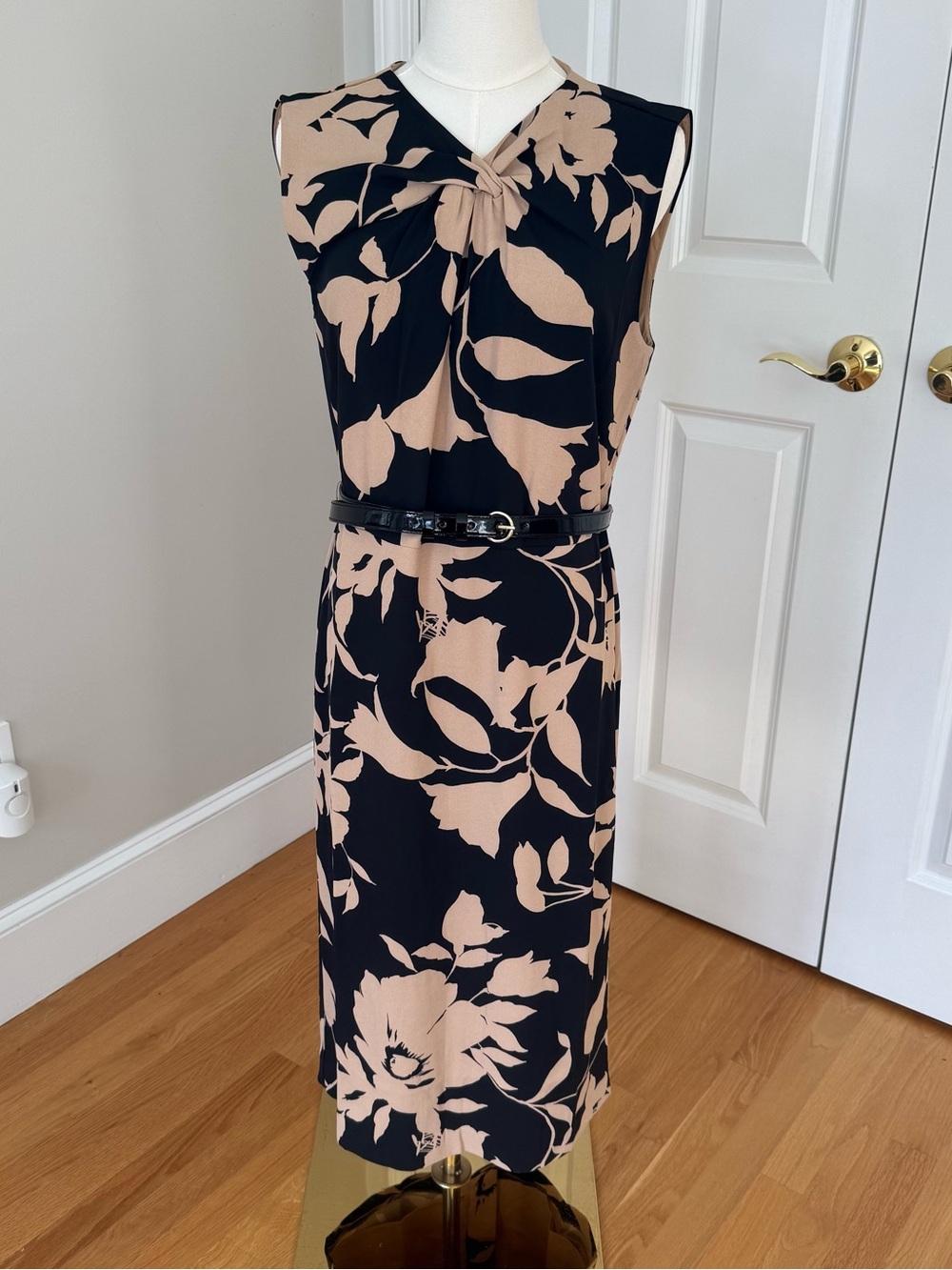 NWT Ann Taylor Black and Beige Sheath Dress